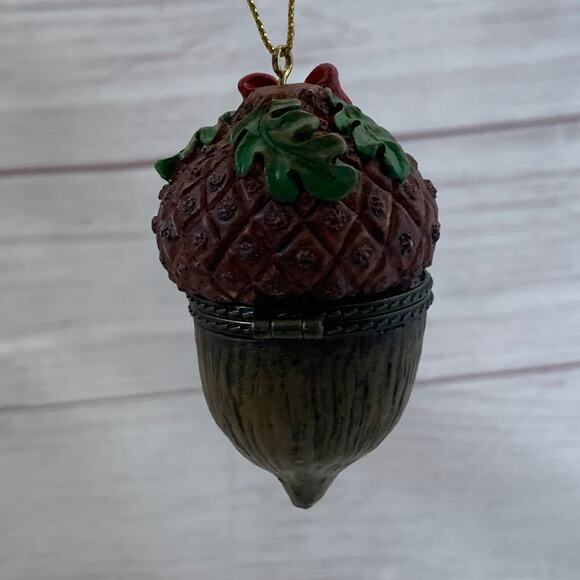 Vintage Acorn Trinket Box Christmas Tree Ornament - Picture 15 of 16